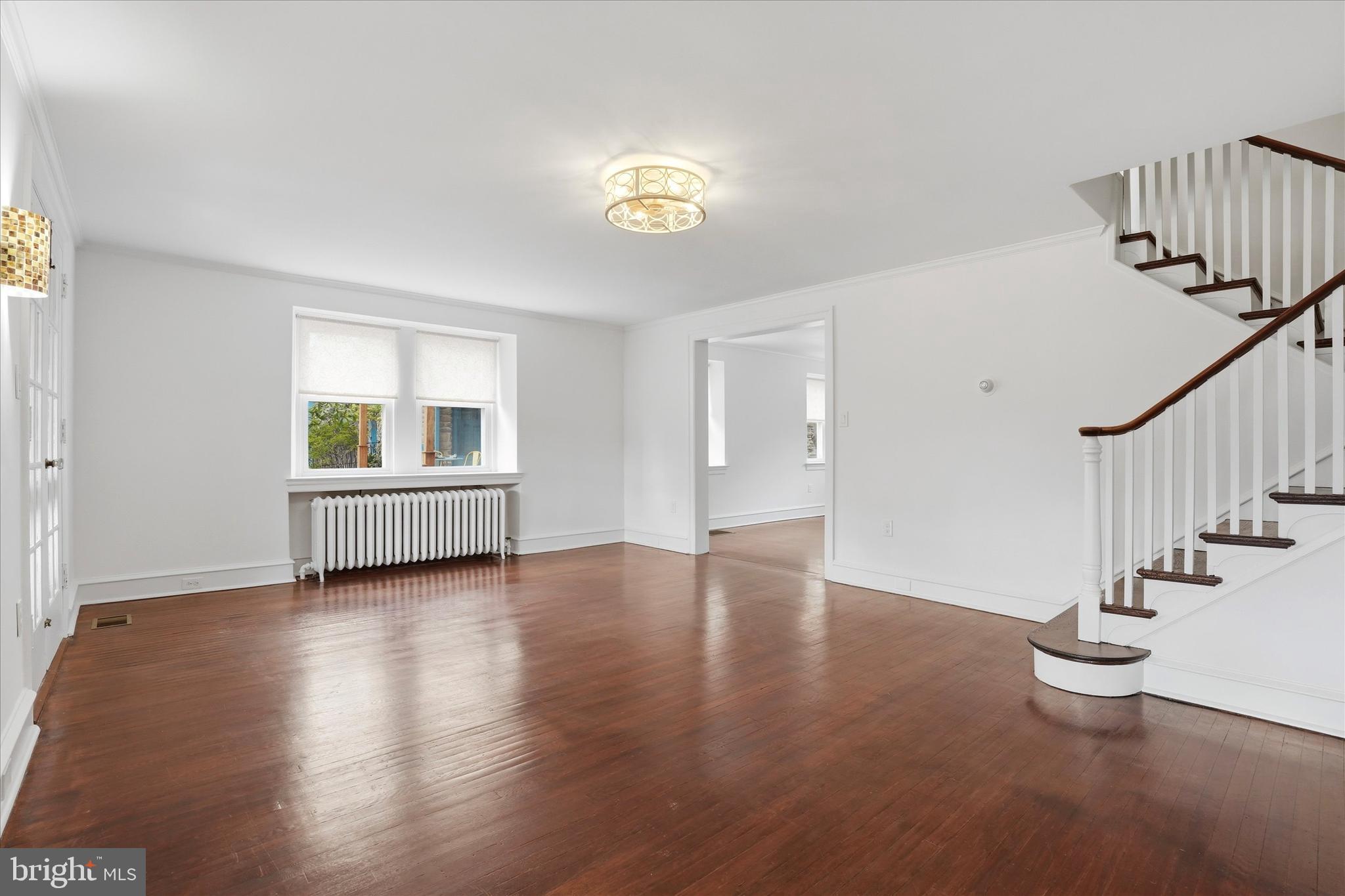 7807 Winston Road Philadelphia, PA 19118 - Photo 5 of 34