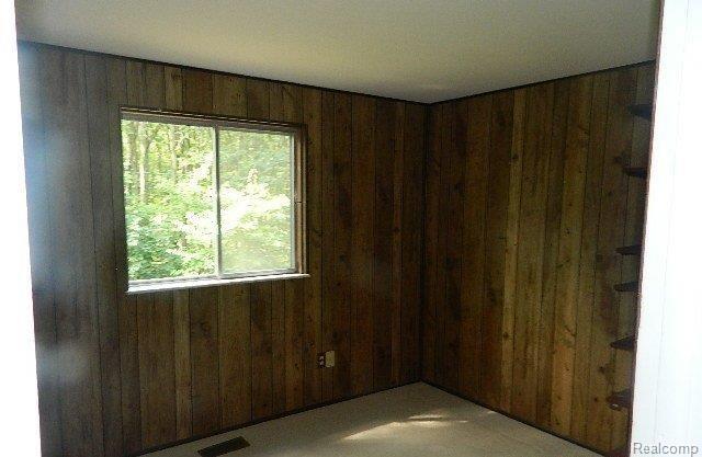 3702 East Coon Lake Road Howell, MI 48843 - Photo 7 of 10 DSCN0655A.JPG