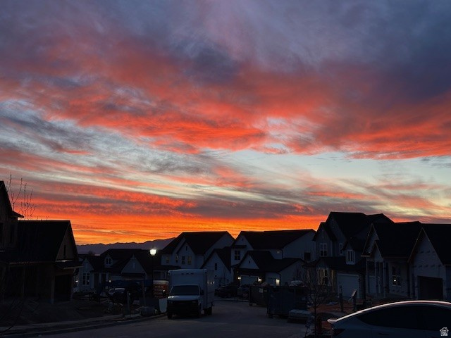 1237 East Amaryllis Way Layton, UT 84040 - Photo 5 of 16 Sunsets to the West.