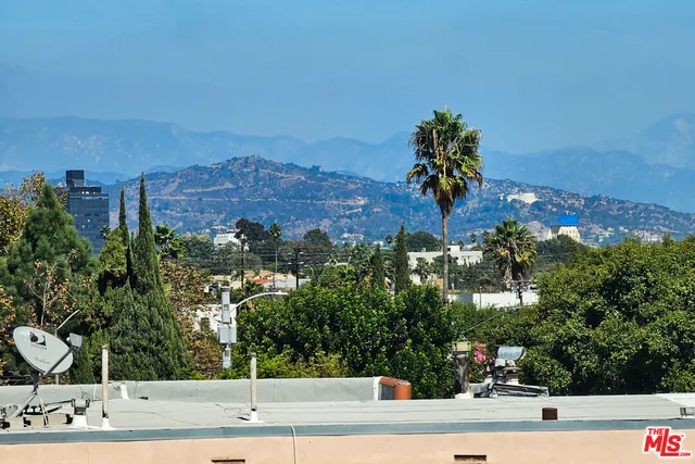 $4,125 | 1923 Carmona Avenue, Los Angeles, CA 90016