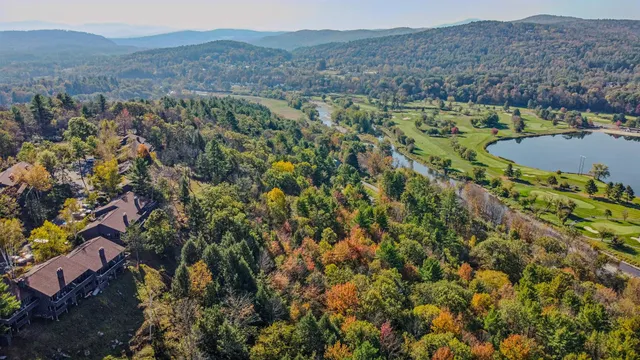 $575,000 | 397 Alden Partridge Road, Unit 1D, Hartford, VT 05059