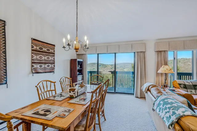 $575,000 | 397 Alden Partridge Road, Unit 1D, Hartford, VT 05059