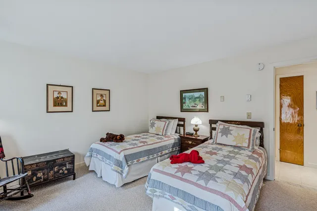 $575,000 | 397 Alden Partridge Road, Unit 1D, Hartford, VT 05059