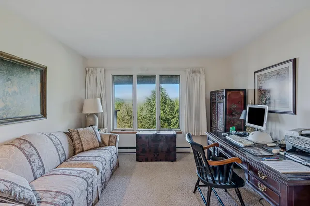 $575,000 | 397 Alden Partridge Road, Unit 1D, Hartford, VT 05059