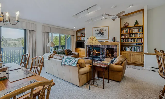 $575,000 | 397 Alden Partridge Road, Unit 1D, Hartford, VT 05059