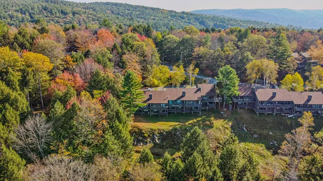 $575,000 | 397 Alden Partridge Road, Unit 1D, Hartford, VT 05059