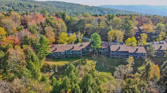 $575,000 | 397 Alden Partridge Road, Unit 1D, Hartford, VT 05059