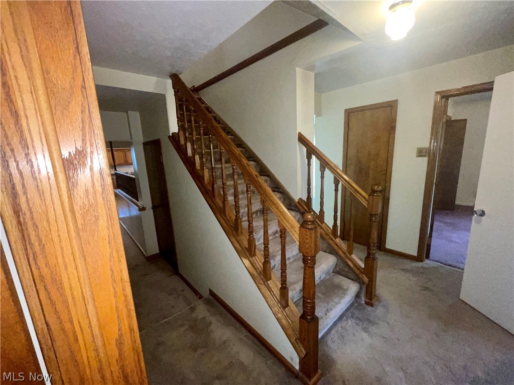 4874 Logan Way Hubbard, OH 44425 - Photo 19 of 40