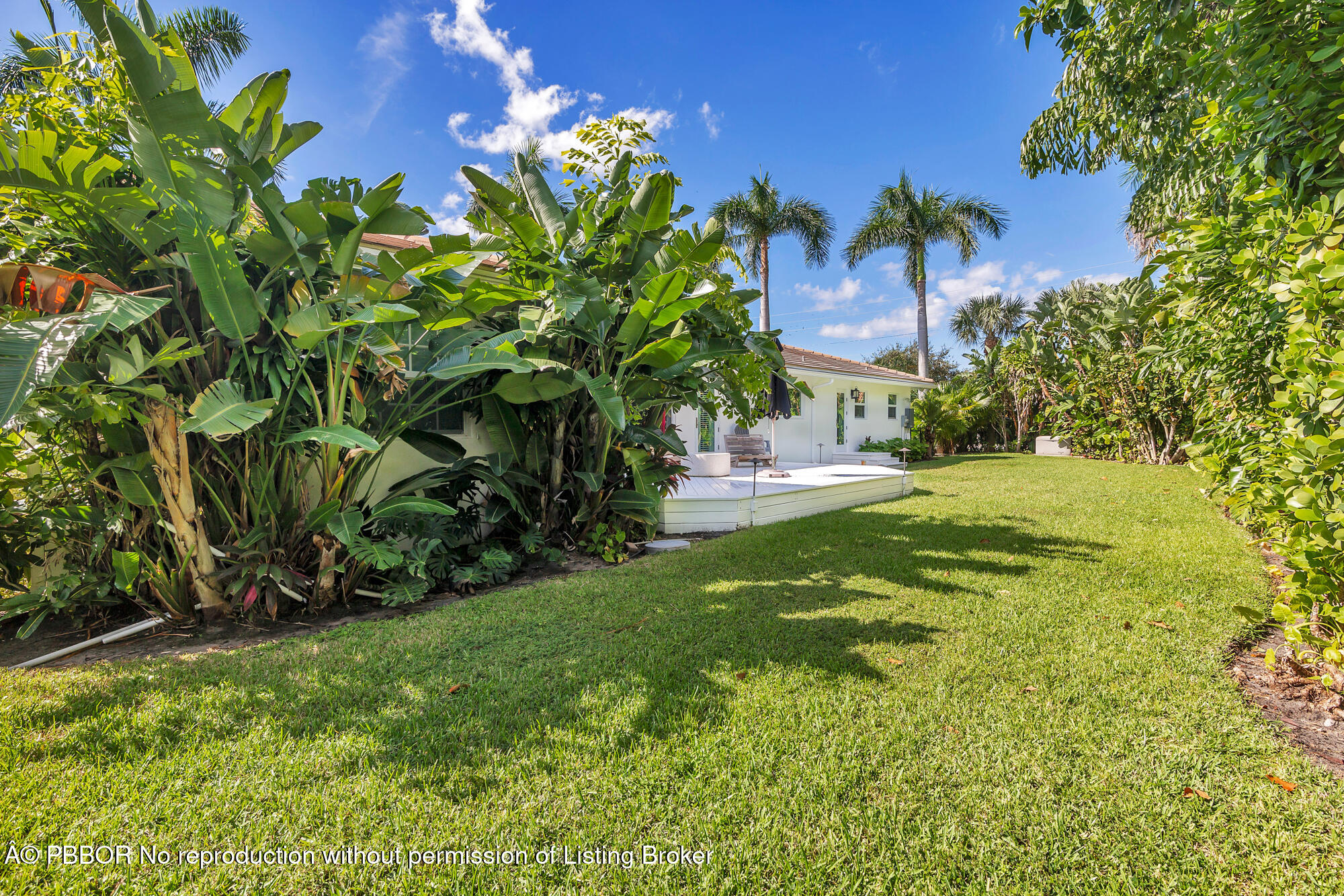 265 Rilyn Drive West Palm Beach, FL 33405 - Photo 19 of 23 a view of a yard in front of house