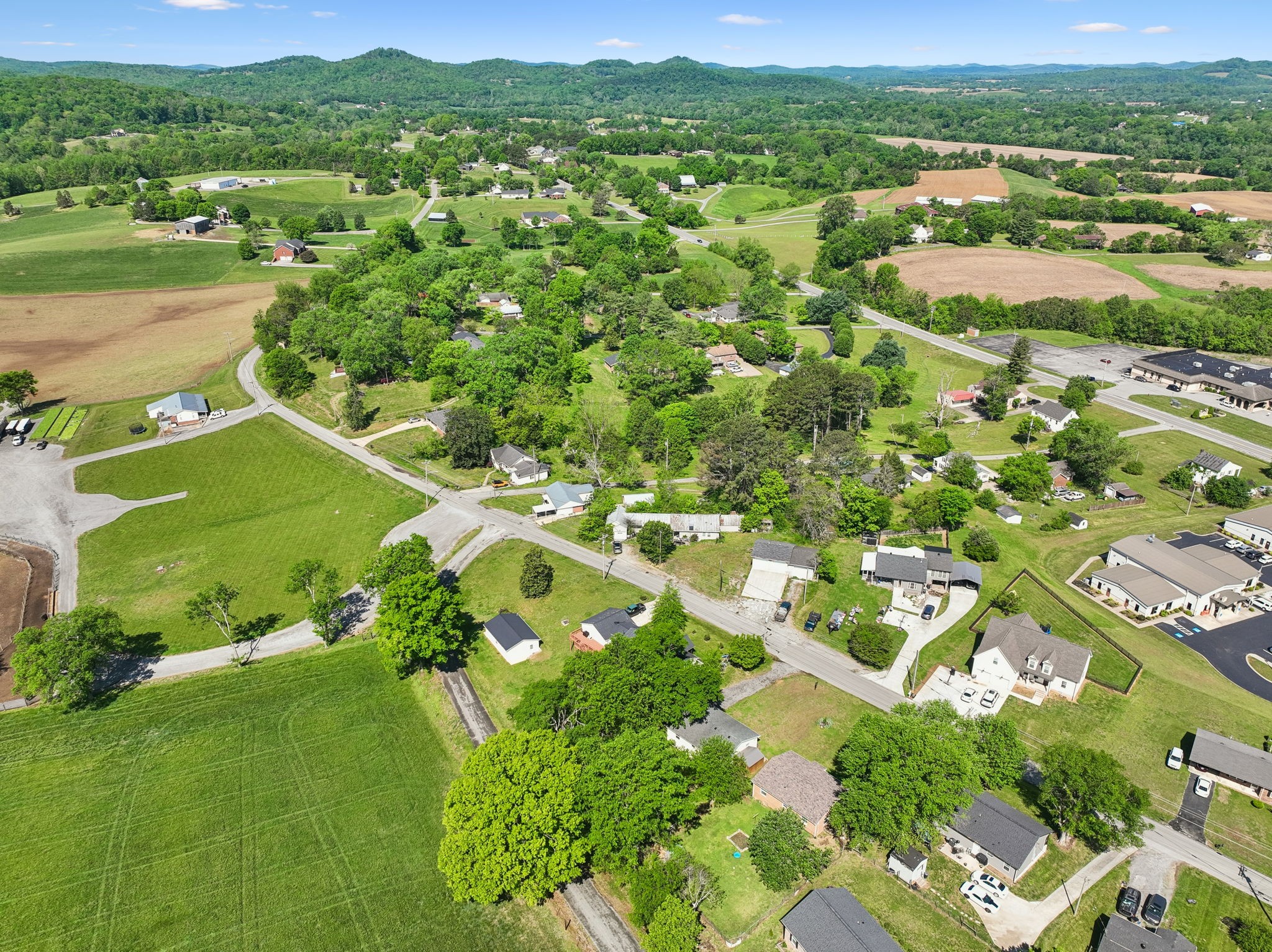 153 Old Lebanon Road Carthage, TN 37030 - Photo 28 of 29 a view of a city