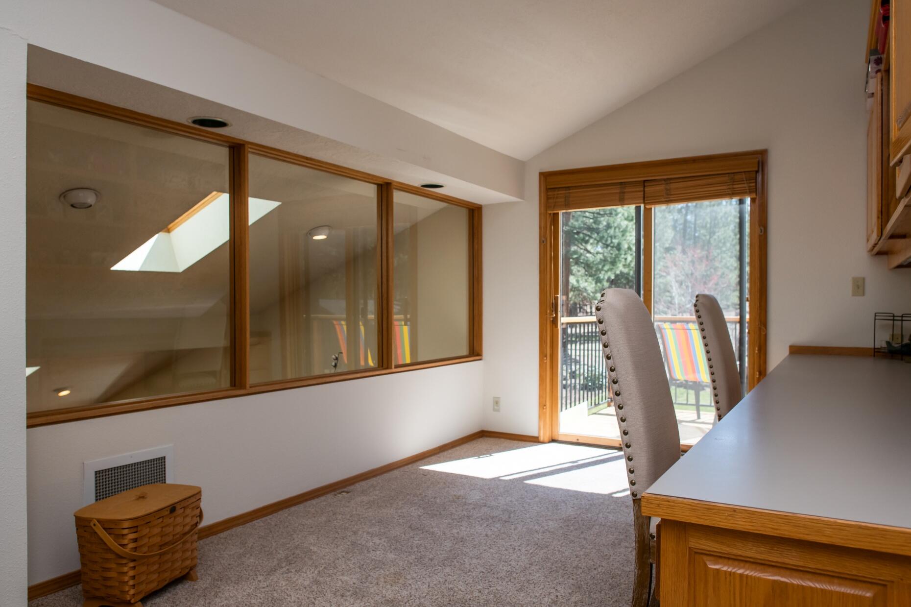 60216 East Ridgeview Drive Bend, OR 97702 - Photo 31 of 53 batch_26Loft officeRidgeview-37