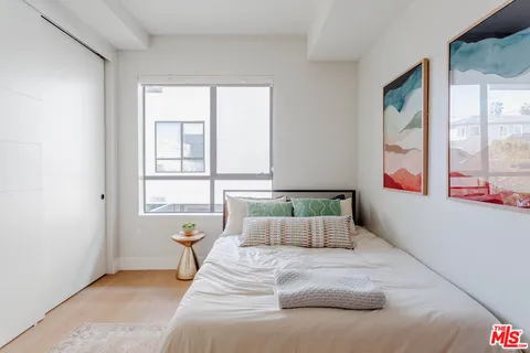 $1,468,000 | 5014 Rosewood Avenue, Los Angeles, CA 90004