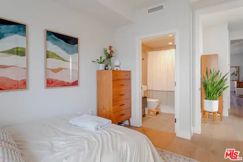 $1,468,000 | 5014 Rosewood Avenue, Los Angeles, CA 90004