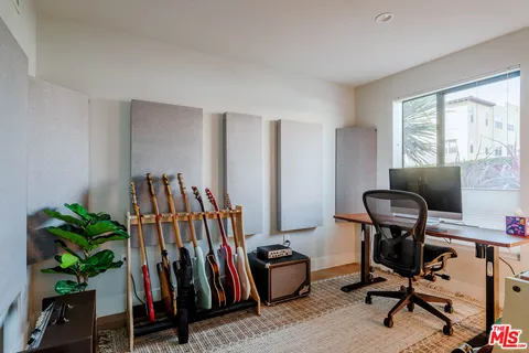 $1,468,000 | 5014 Rosewood Avenue, Los Angeles, CA 90004