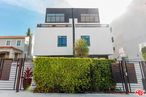 $1,468,000 | 5014 Rosewood Avenue, Los Angeles, CA 90004