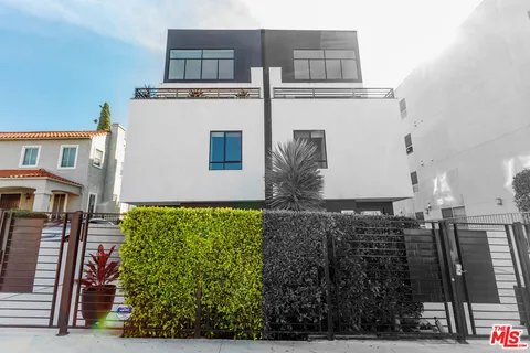 $1,468,000 | 5014 Rosewood Avenue, Los Angeles, CA 90004