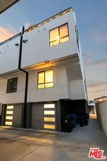 $1,468,000 | 5014 Rosewood Avenue, Los Angeles, CA 90004