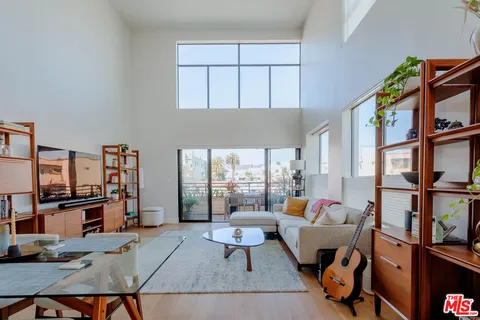 $1,468,000 | 5014 Rosewood Avenue, Los Angeles, CA 90004