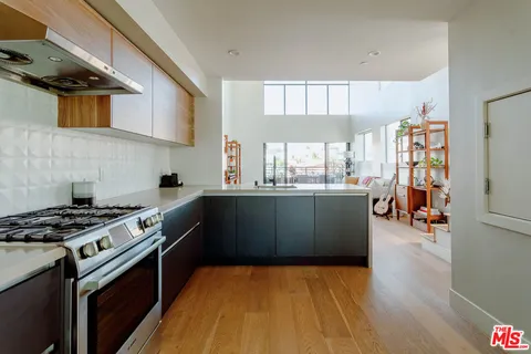 $1,468,000 | 5014 Rosewood Avenue, Los Angeles, CA 90004