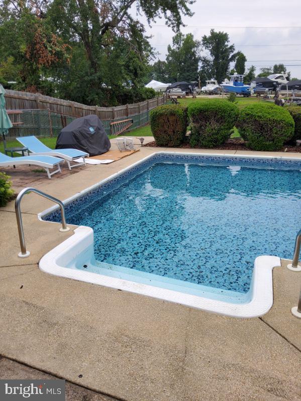 1222 Hillside Road Pasadena, MD 21122 - Photo 46 of 50 Tranquil poolside retreat awaits you.