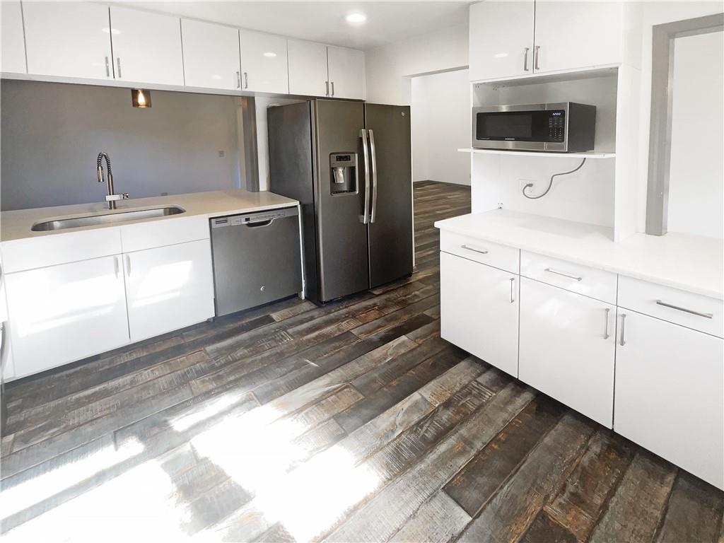 2011 Variations Drive Northeast Atlanta, GA 30329 - Photo 11 of 29