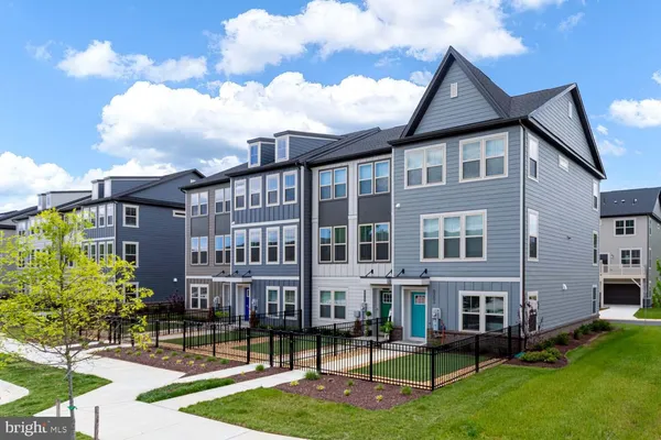 $3,295 | 2480 Avesta Place, Waldorf, MD 20603