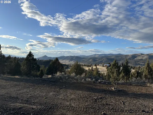 $353,000 | 92699 Hidden Hills Lane, John Day, OR 97845