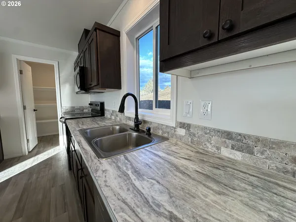 $353,000 | 92699 Hidden Hills Lane, John Day, OR 97845