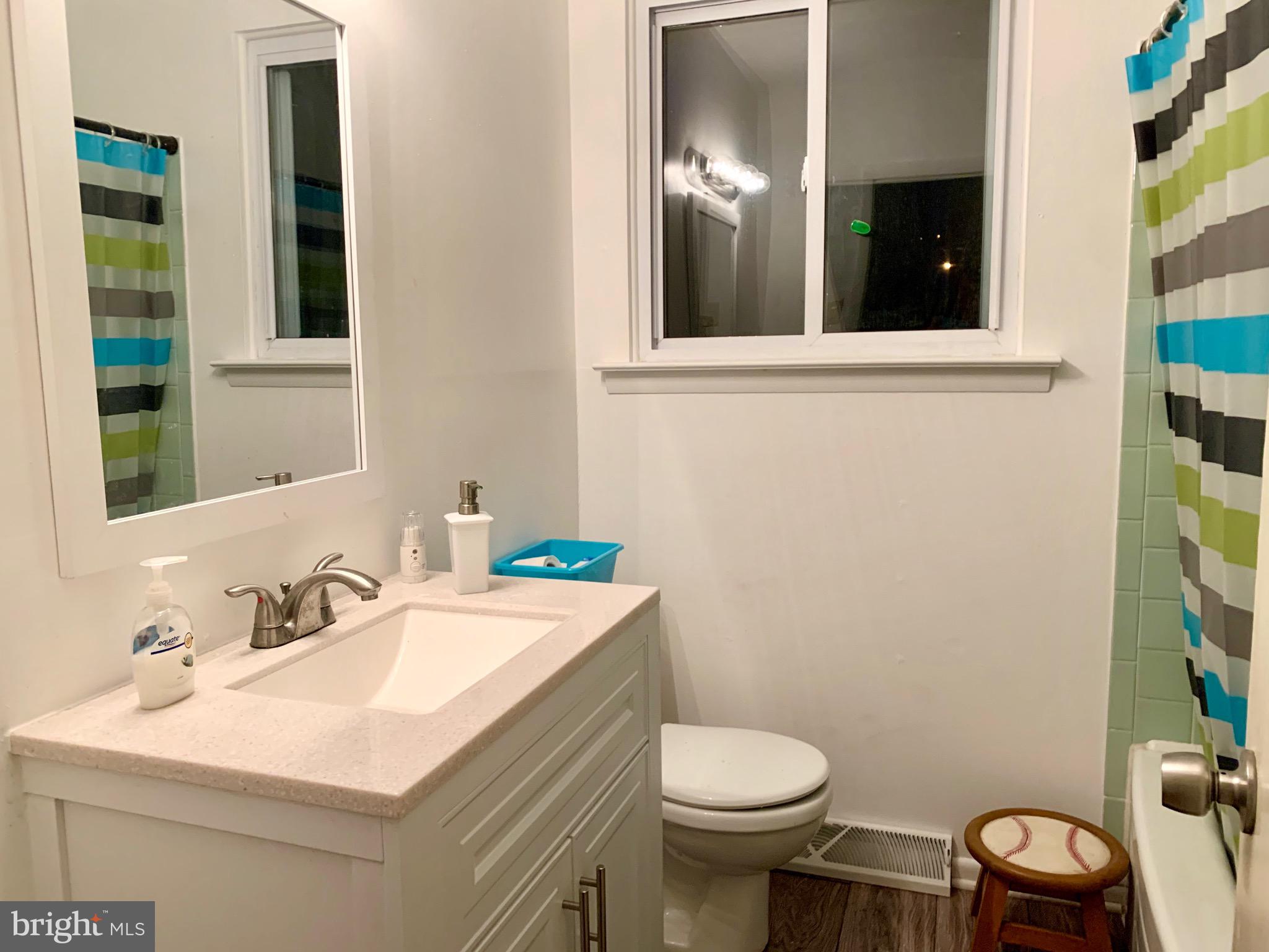 17 Fort Donelson Road Pennsville, NJ 08070 - Photo 15 of 24 main bath