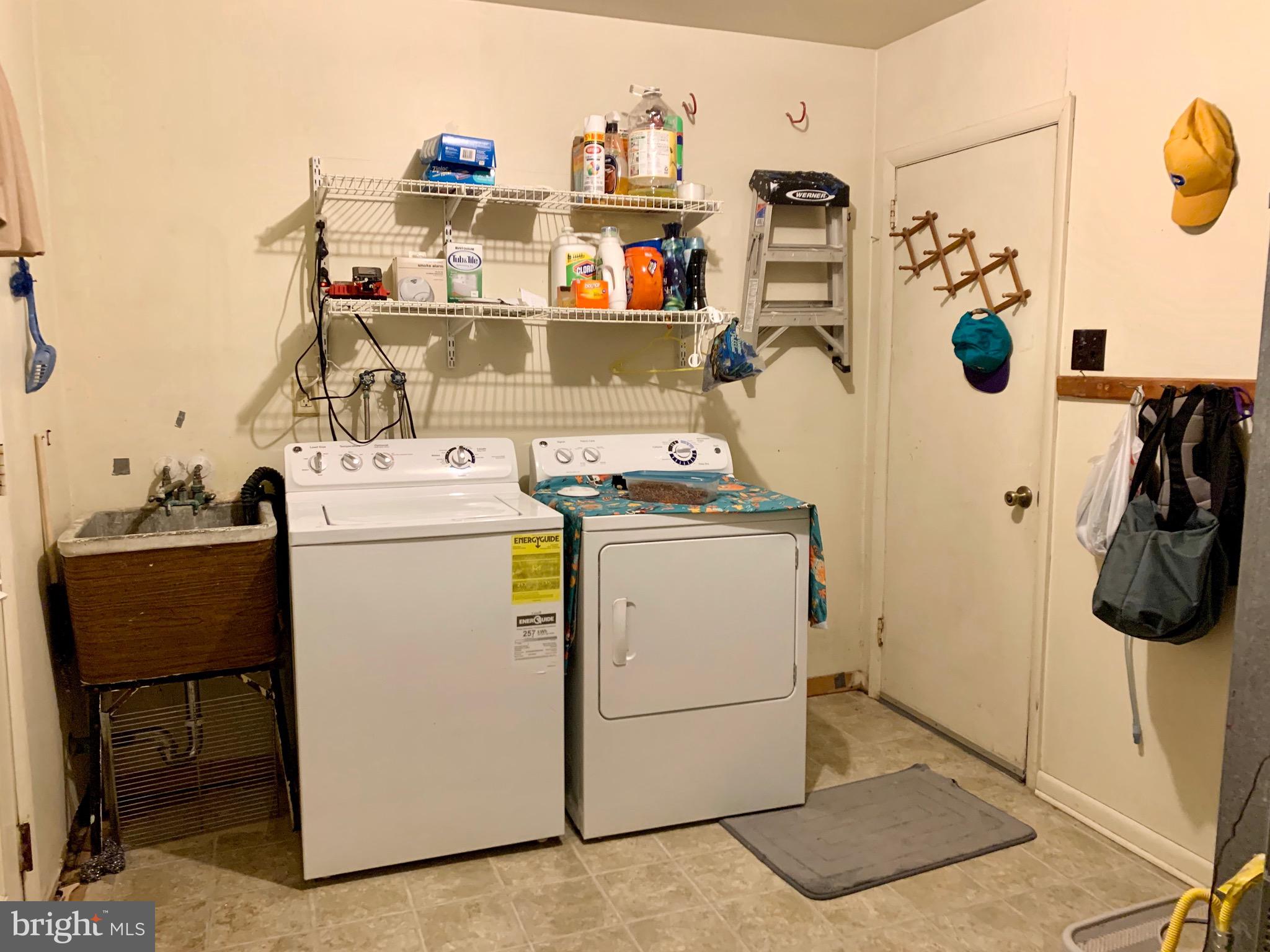 17 Fort Donelson Road Pennsville, NJ 08070 - Photo 19 of 24 utility/laundry room
