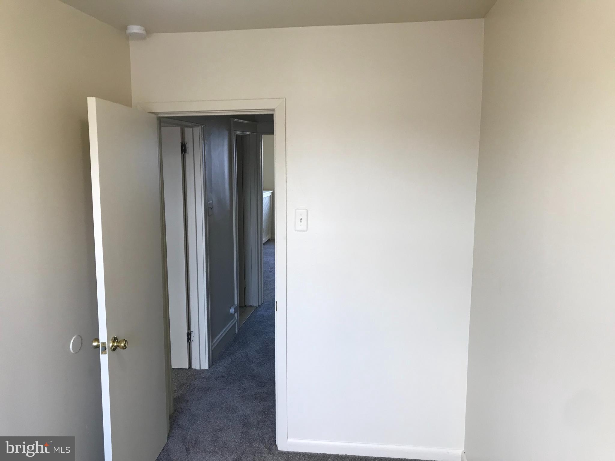 7037 Radbourne Road Upper Darby, PA 19082 - Photo 19 of 22
