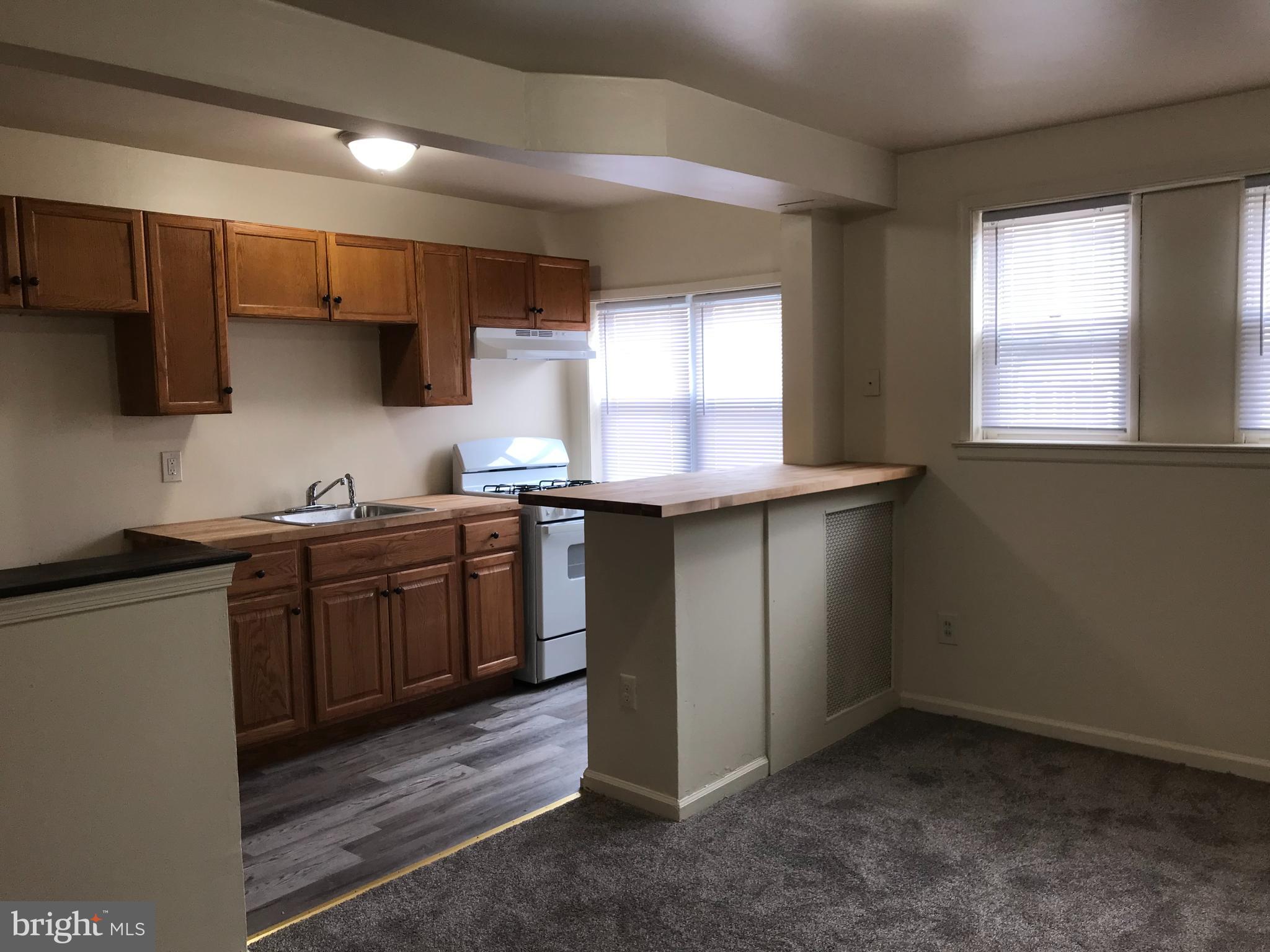 7037 Radbourne Road Upper Darby, PA 19082 - Photo 3 of 22