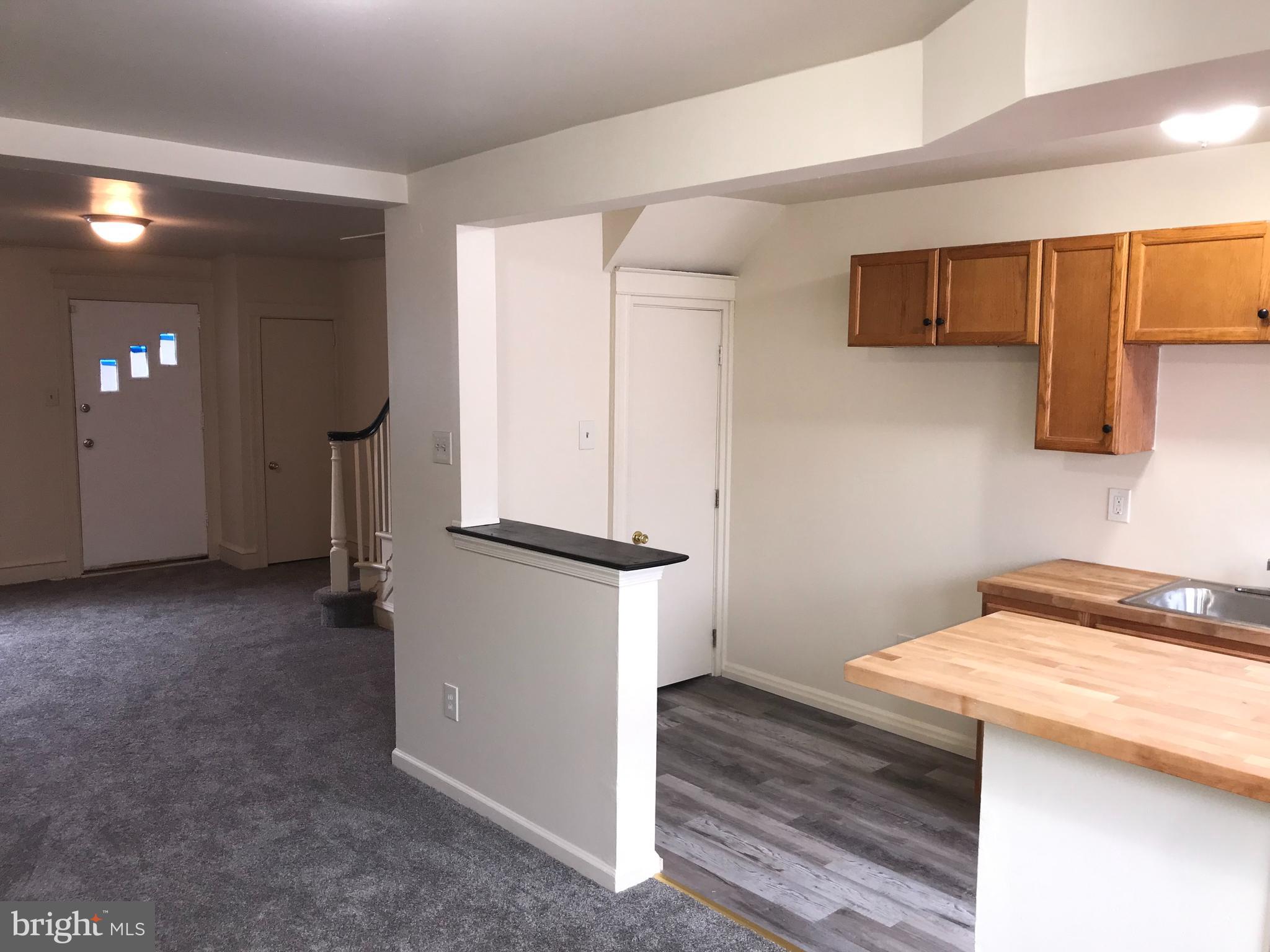 7037 Radbourne Road Upper Darby, PA 19082 - Photo 5 of 22