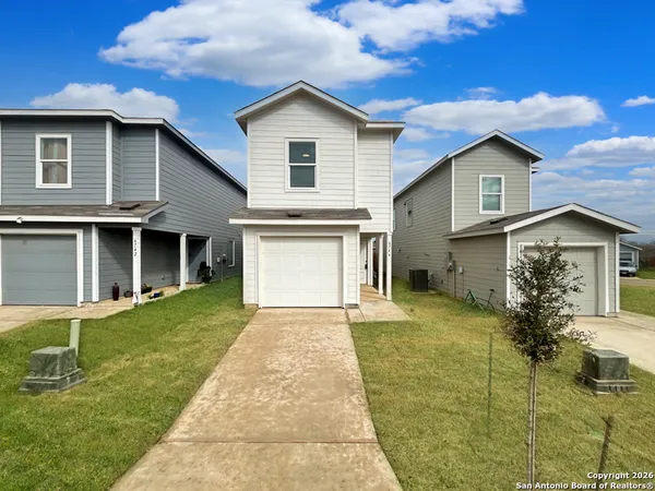 $1,350 | 6746 Pumice Place, Elmendorf, TX 78112