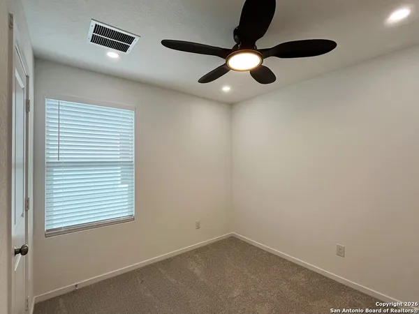 $1,350 | 6746 Pumice Place, Elmendorf, TX 78112