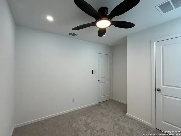 $1,350 | 6746 Pumice Place, Elmendorf, TX 78112