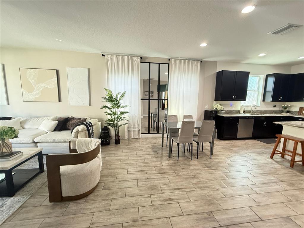 1571 Montgomery Bell Road Wesley Chapel, FL 33543 - Photo 2 of 62