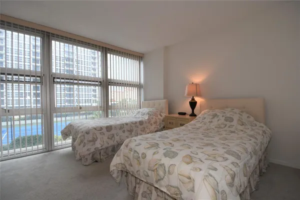 $2,500 | 525 North Ocean Boulevard, Unit 522, Pompano Beach, FL 33062