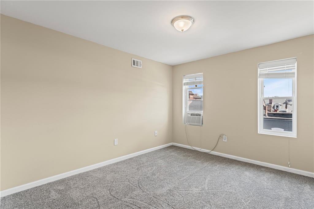 2815 Jane Street Pittsburgh, PA 15203 - Photo 32 of 42 an empty room with a window