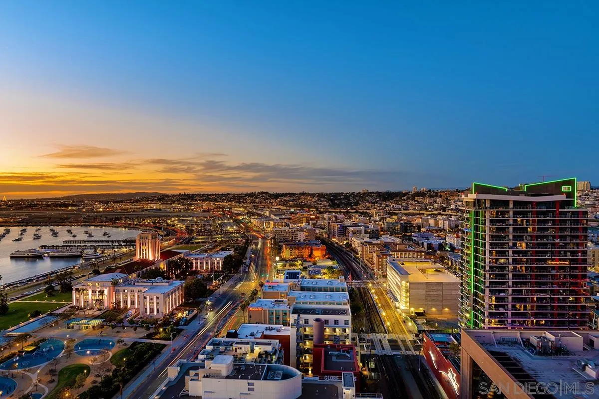 1325 Pacific Highway, Unit 2705 San Diego, CA 92101 - Photo 17 of 59 a view of a city