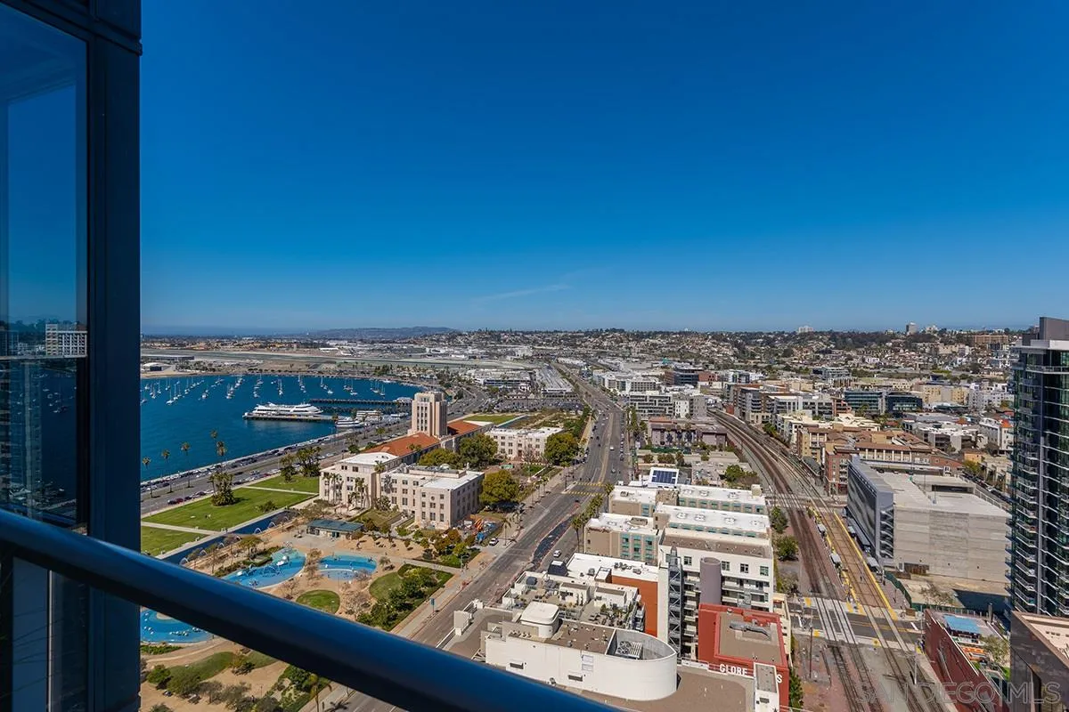 1325 Pacific Highway, Unit 2705 San Diego, CA 92101 - Photo 30 of 59 a view of a balcony with an ocean view