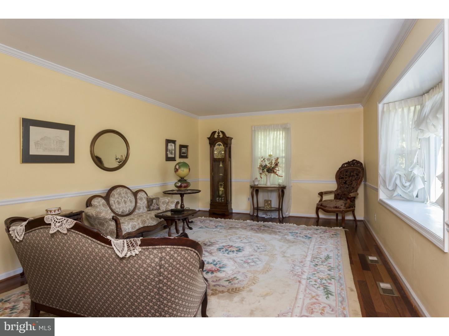 357 High Ridge Road Chadds Ford, PA 19317 - Photo 9 of 25 Living Room