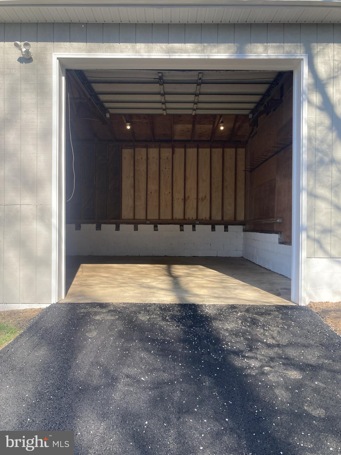 3624 Kemptown Church Road Monrovia, MD 21770 - Photo 16 of 80 10' x 10' roll-up door on detached garage/workshop