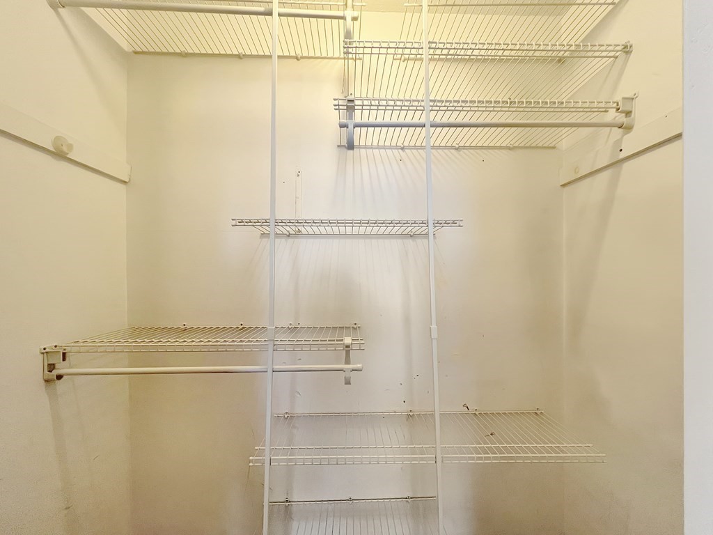 80 Damon Road, Unit 7110 Northampton, MA 01060 - Photo 14 of 20 Gallery Image 14