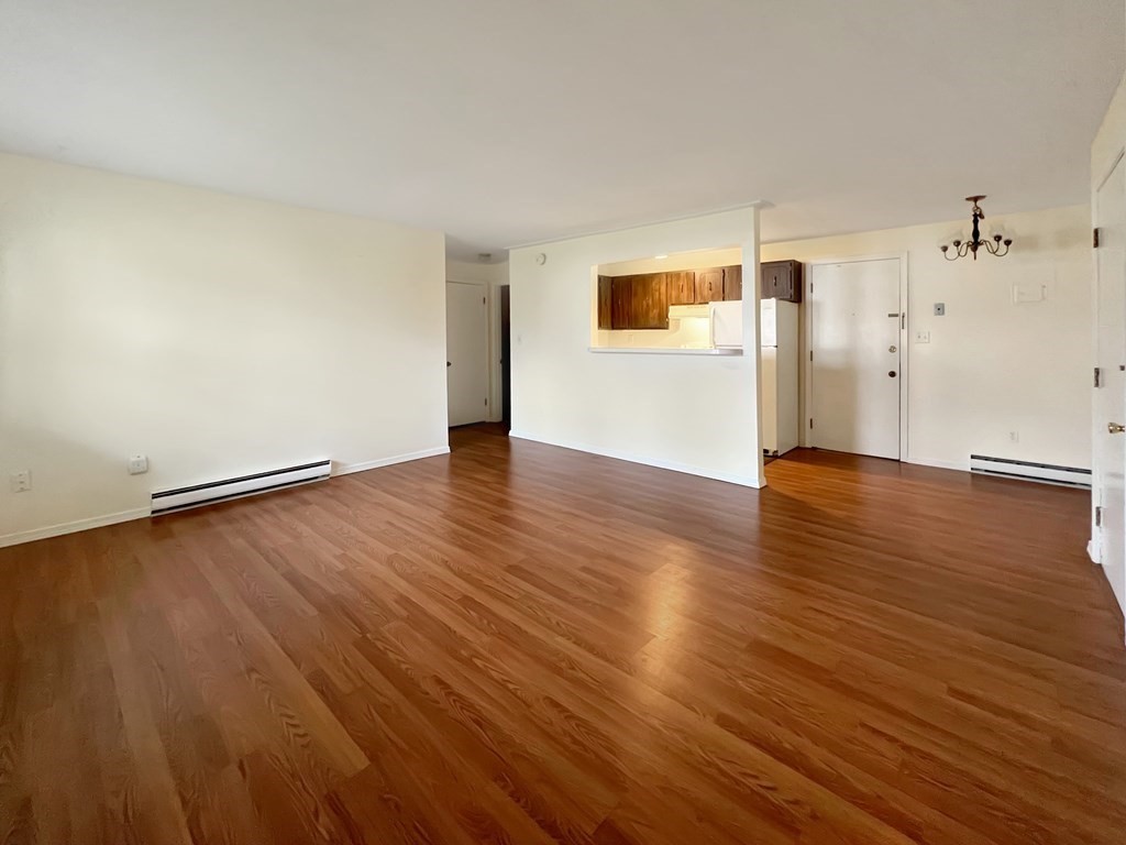 80 Damon Road, Unit 7110 Northampton, MA 01060 - Photo 3 of 20 Gallery Image 3