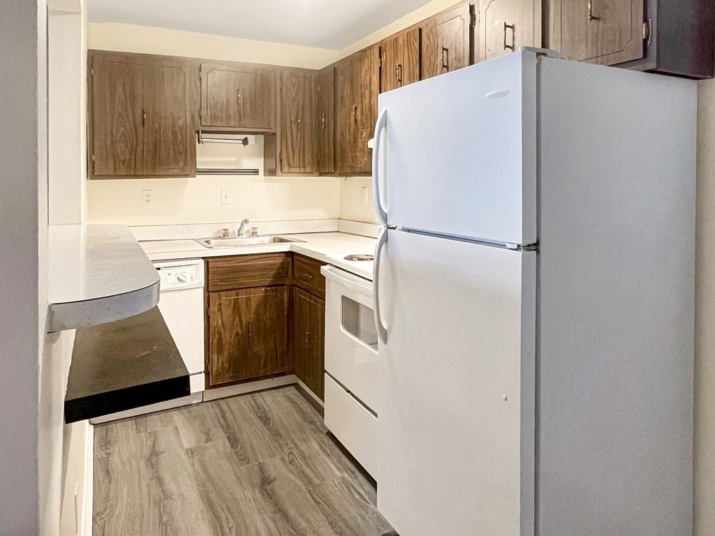 80 Damon Road, Unit 7110 Northampton, MA 01060 - Photo 6 of 20 Gallery Image 6