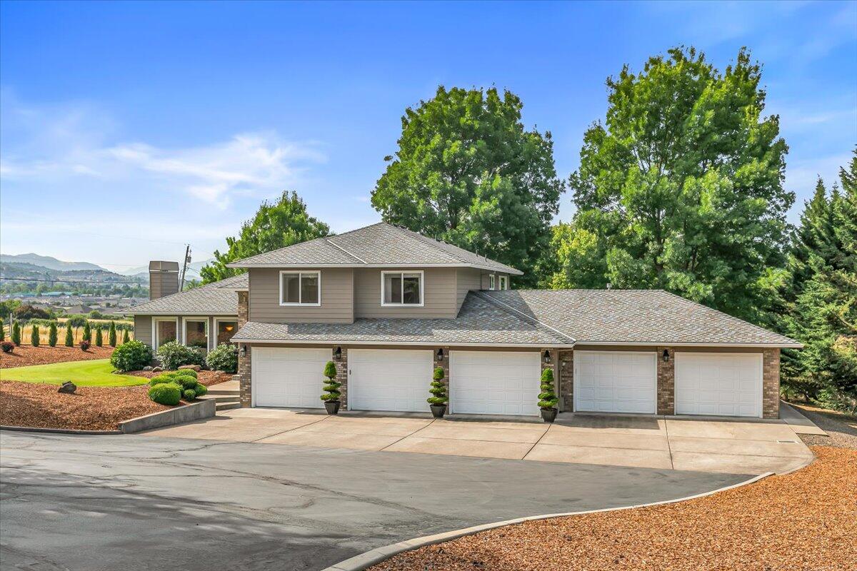 1850 Coker Butte Road Medford, OR 97504 - Photo 2 of 74 01-1