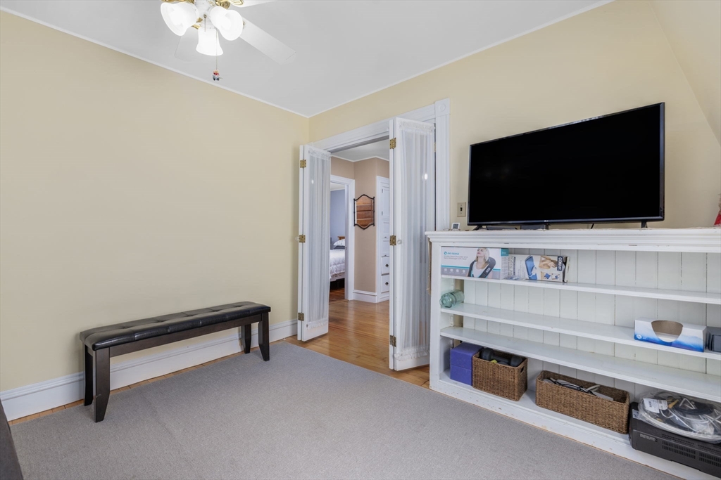 956 Maple Street Fall River, MA 02720 - Photo 26 of 42