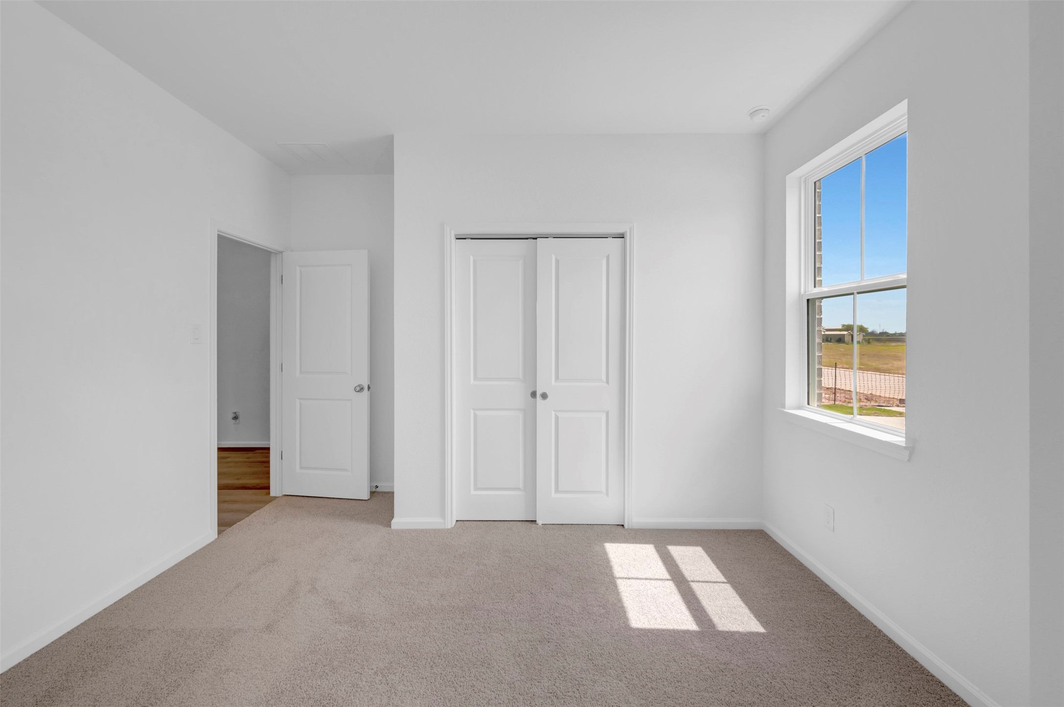29406 Suncreek Rnch Court Waller, TX 77484 - Photo 24 of 40 Bedroom 2