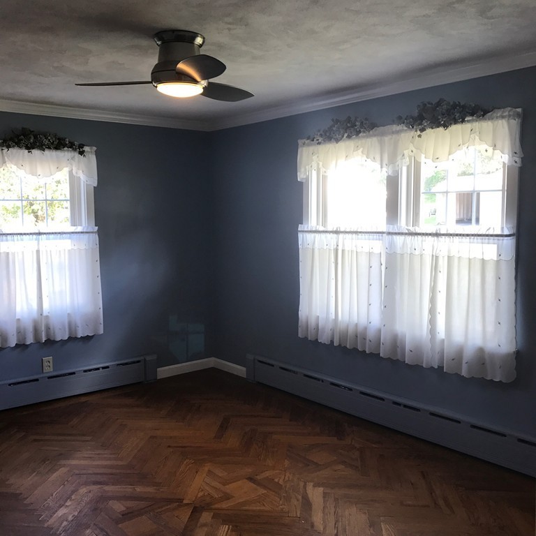 324 Oak Street Clinton, MA 01510 - Photo 18 of 30 Gallery Image 18